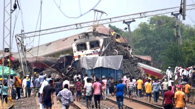 ভারতে ট্রেন দুর্ঘটনা: সুস্থ আছেন বাংলাদেশিরা